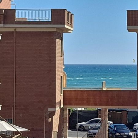 Casa Al Mare Apartman Torvaianica Kültér fotó