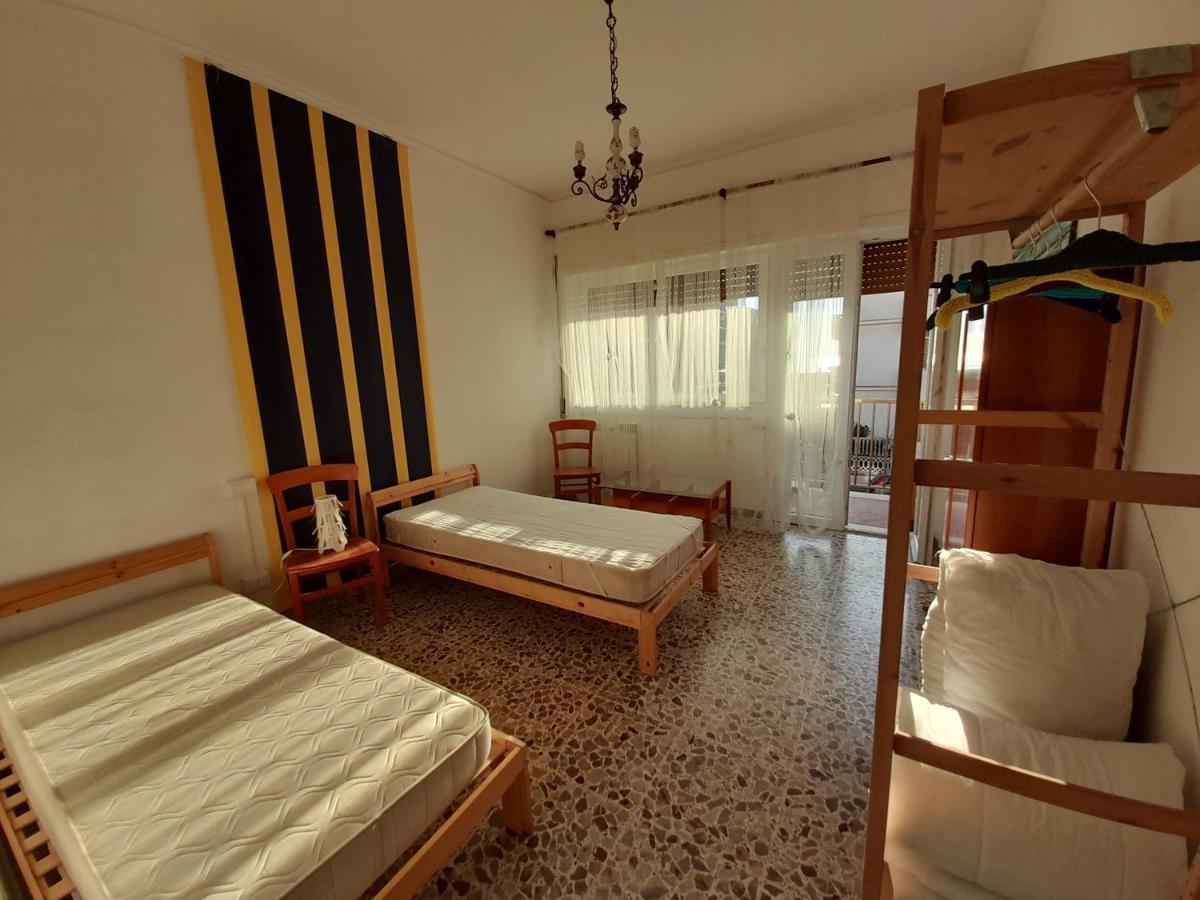 Casa Al Mare Apartman Torvaianica Kültér fotó